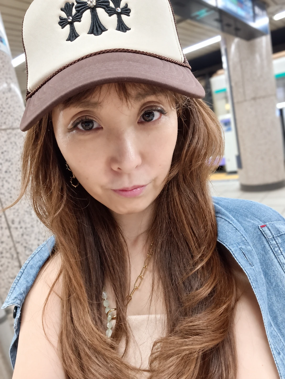 アンナ 小林高子